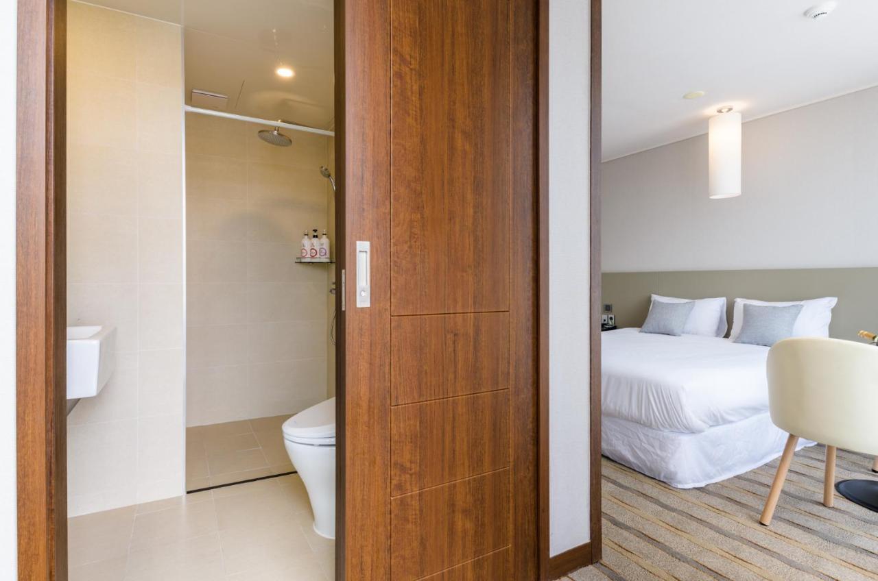 Shin Shin Hotel Cheonjiyeon Seogwipo Bagian luar foto