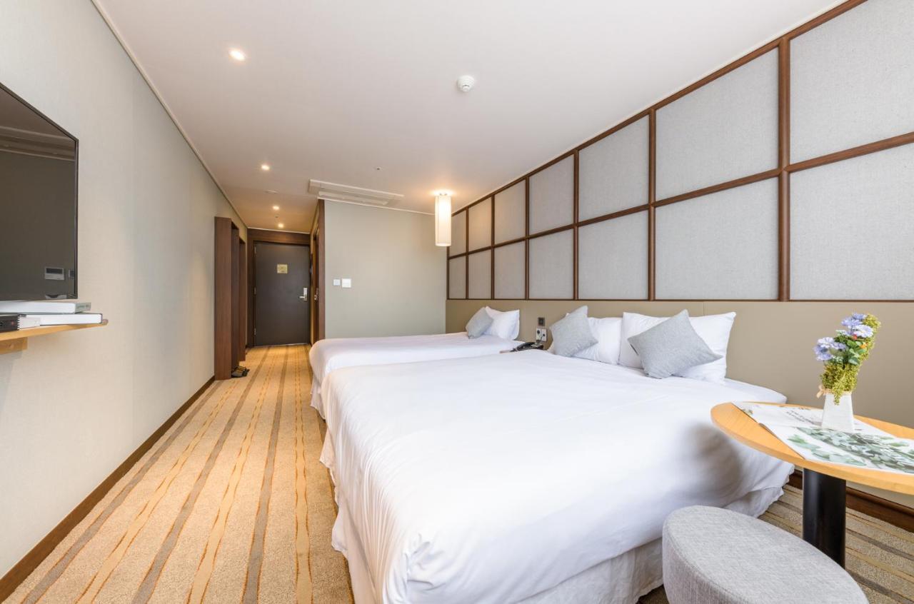 Shin Shin Hotel Cheonjiyeon Seogwipo Bagian luar foto